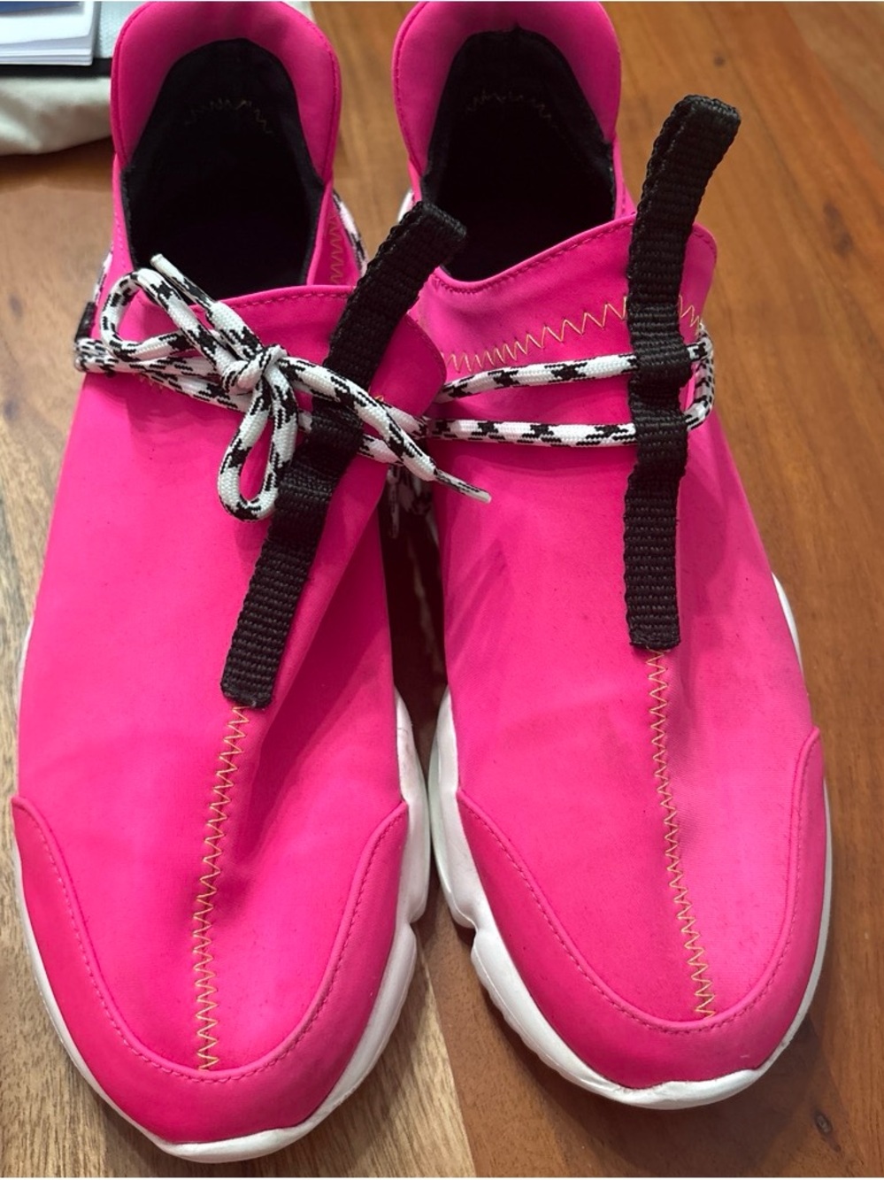 Bundle!! John Geiger 002 Size 9